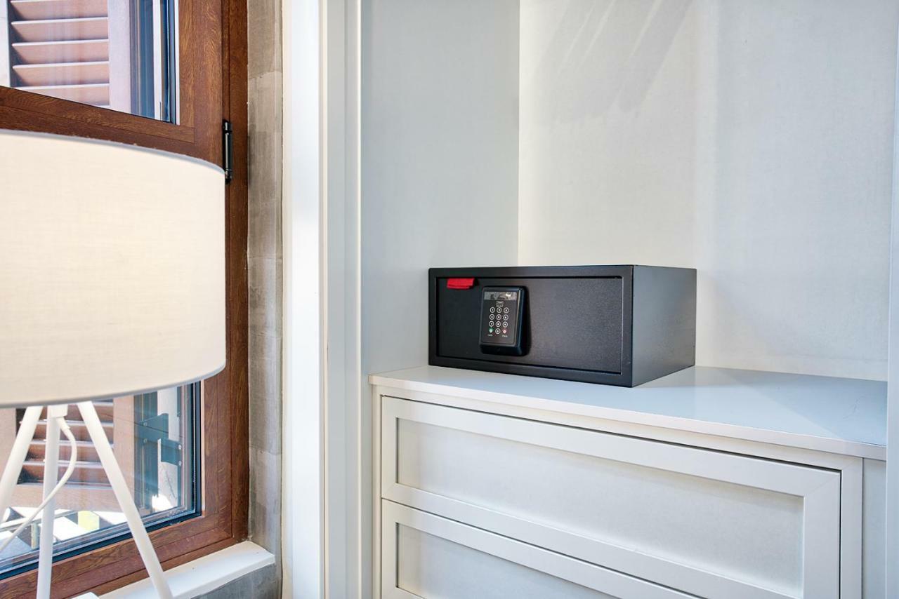 Apartamentos Cava Baja Madrid Ngoại thất bức ảnh