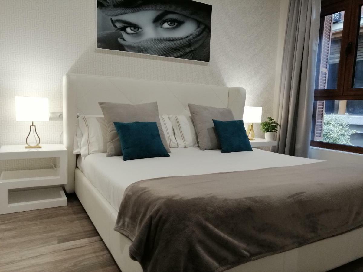 Apartamentos Cava Baja Madrid Ngoại thất bức ảnh